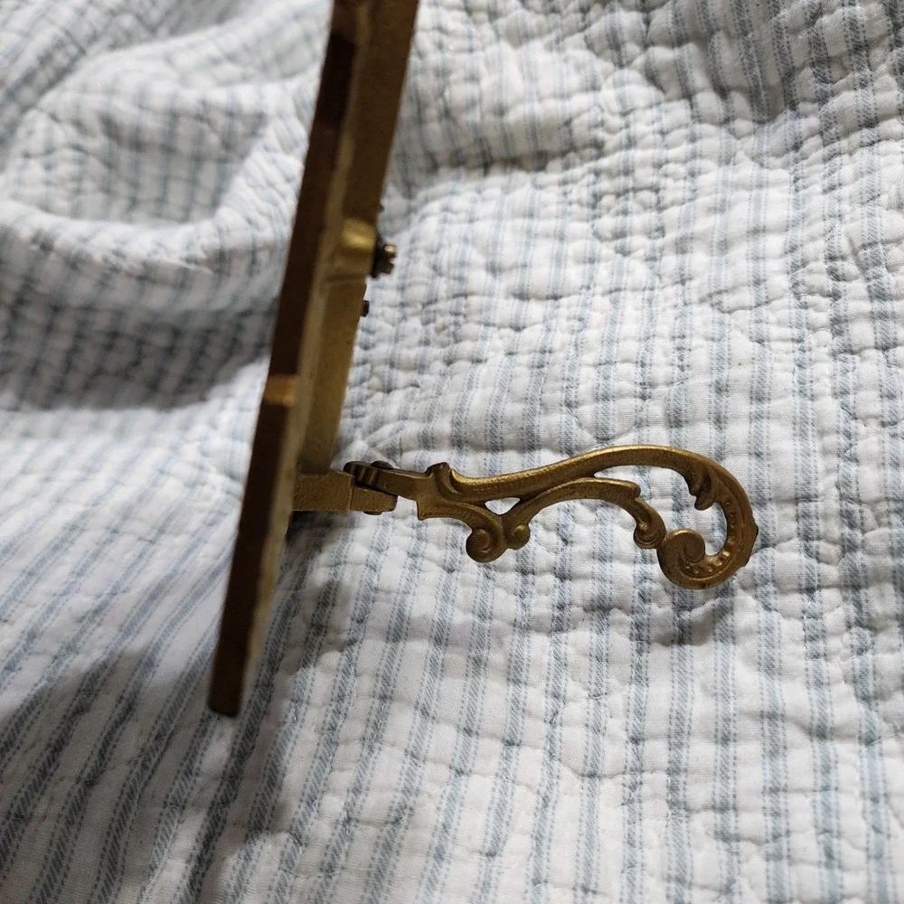 Vintage Gold Cast Metal Floral‎ Tabletop Mirror Ornate Beveled Oval Easel 9432